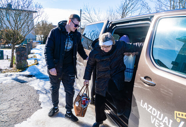 Diena be automobilio kasdien: Lazdijų rajone nemokamas viešasis transportas gyventojus veža nuo...