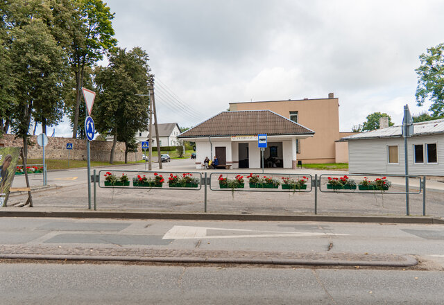 Lazdijuose, Veisiejuose ir Kapčiamiestyje bus atnaujintos bei įrengtos autobusų stotelės