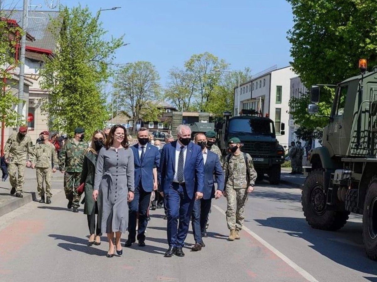 Įspūdingas Partizanų pagerbimo, kariuomenės ir visuomenės dienos minėjimas Lazdijuose:...