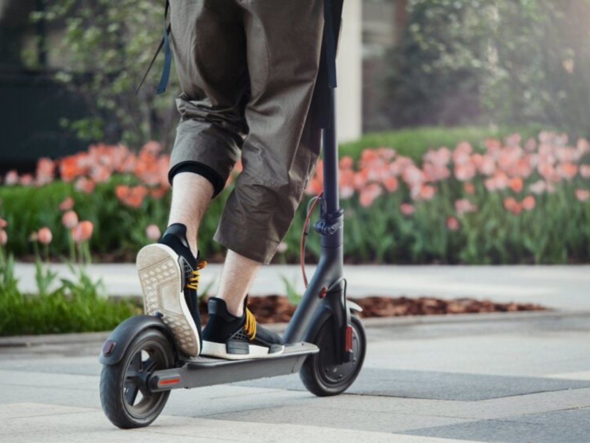 Kompensacija įsigyti dviratį ar paspirtuką, pridavus taršų automobilį – jau netrukus