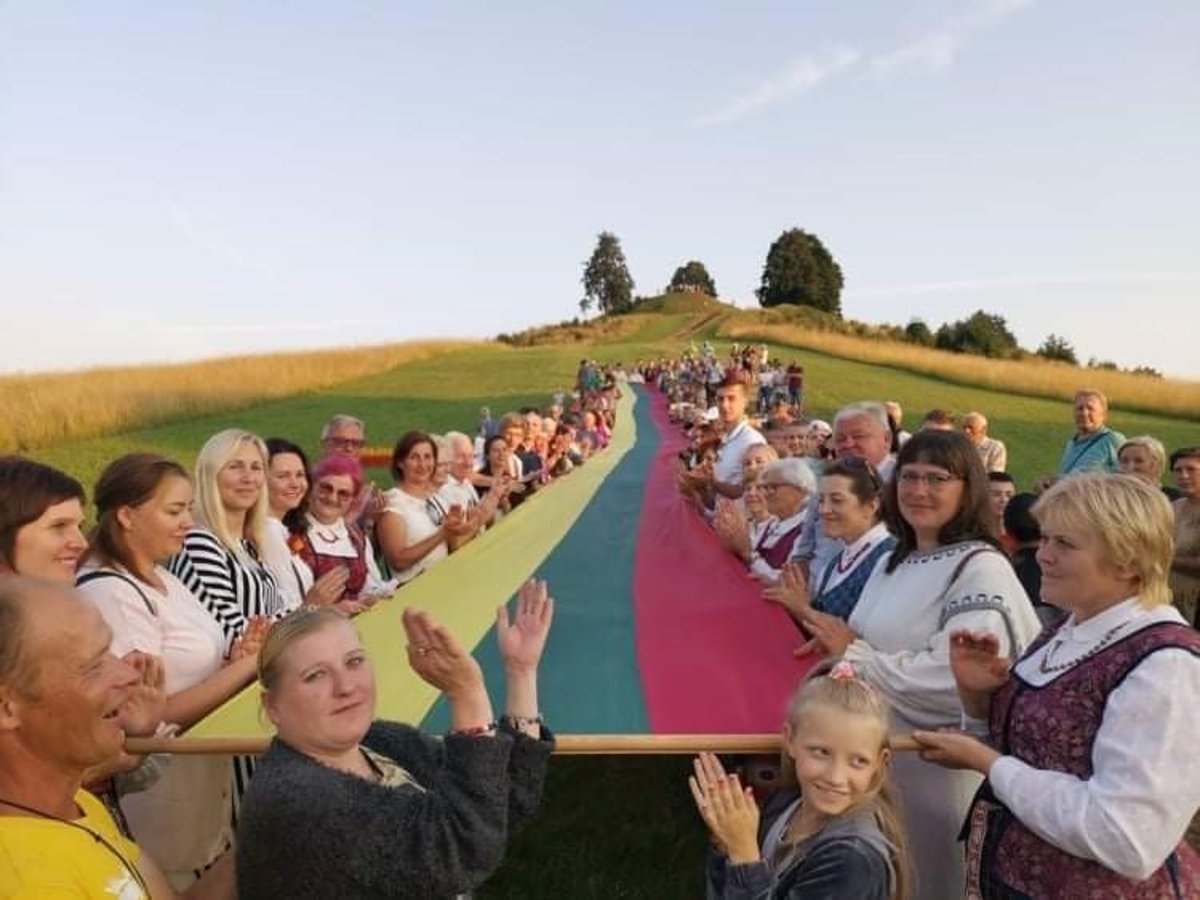 Valstybės dieną šventė visas Lazdijų kraštas!