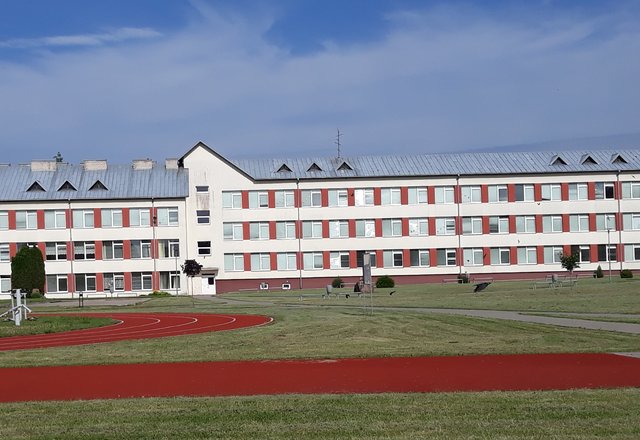 Penkios rajono abiturientės lietuvių kalbos valstybinį brandos egzaminą išlaikė aukščiausiais balais
