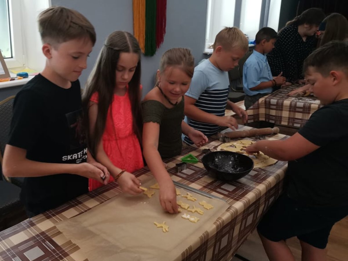KVIEČIAME IKI 2021 M. RUGSĖJO 22 D. UŽSIRAŠYTI Į NEFORMALIOJO VAIKŲ ŠVIETIMO PROGRAMAS