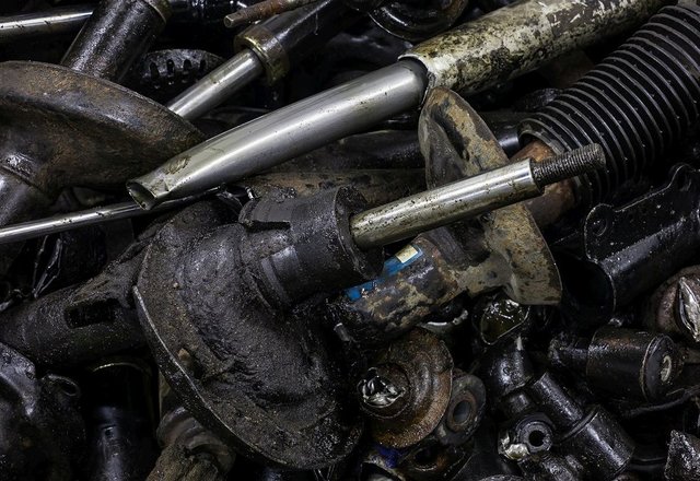 Metas išsivalyti namų ūkyje susikaupusias automobilių ir kitas atliekas