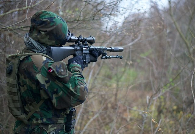Šalia valstybės sienos – lauko taktinės pratybos