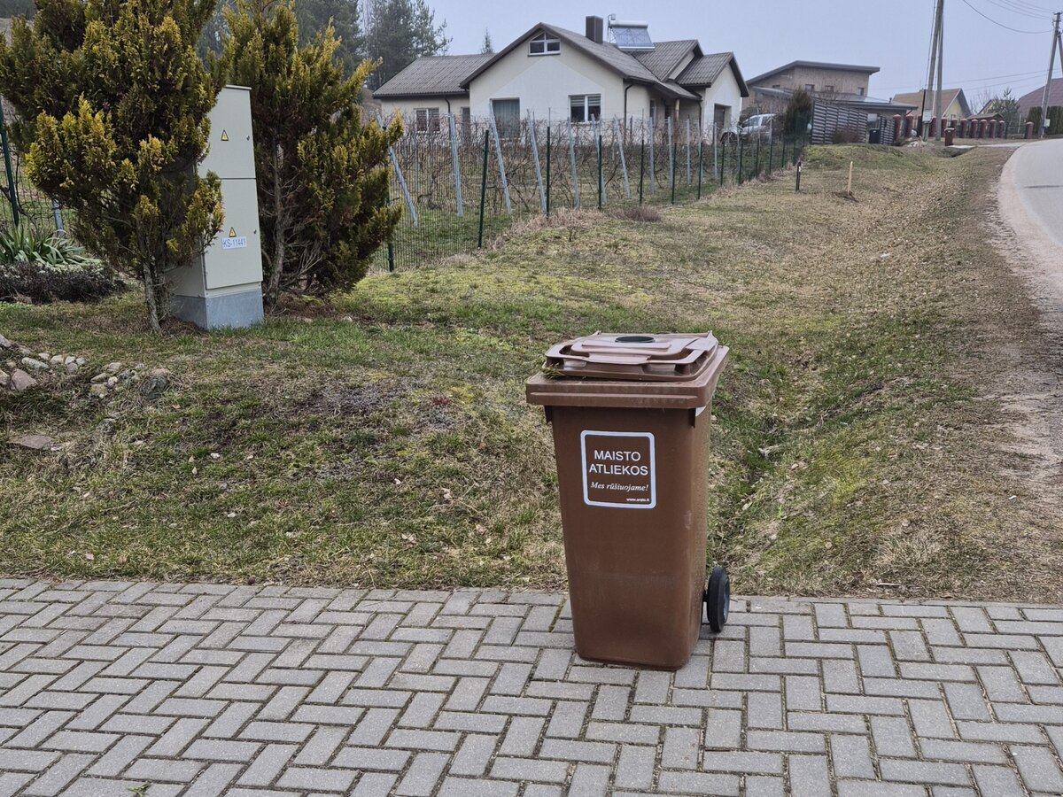 Konteinerį laikykite kieme, o ne prie kelio: neteks mokėti daugiau