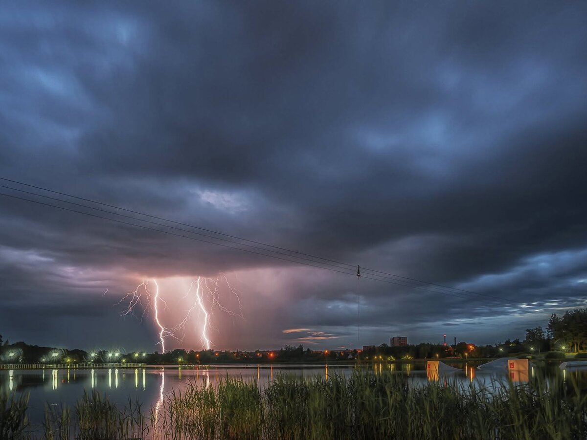 Perspėjimas apie stichinį meteorologinį reiškinį – labai smarkią audrą